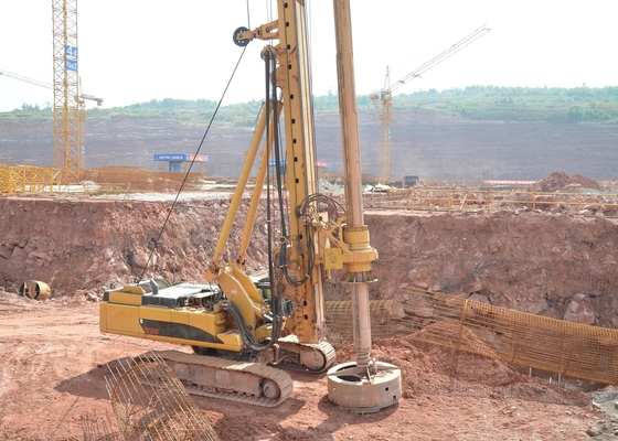La construction professionnelle d'équipement travail le circuit entièrement hydraulique CAT Chassis Piling Rig Soilmec